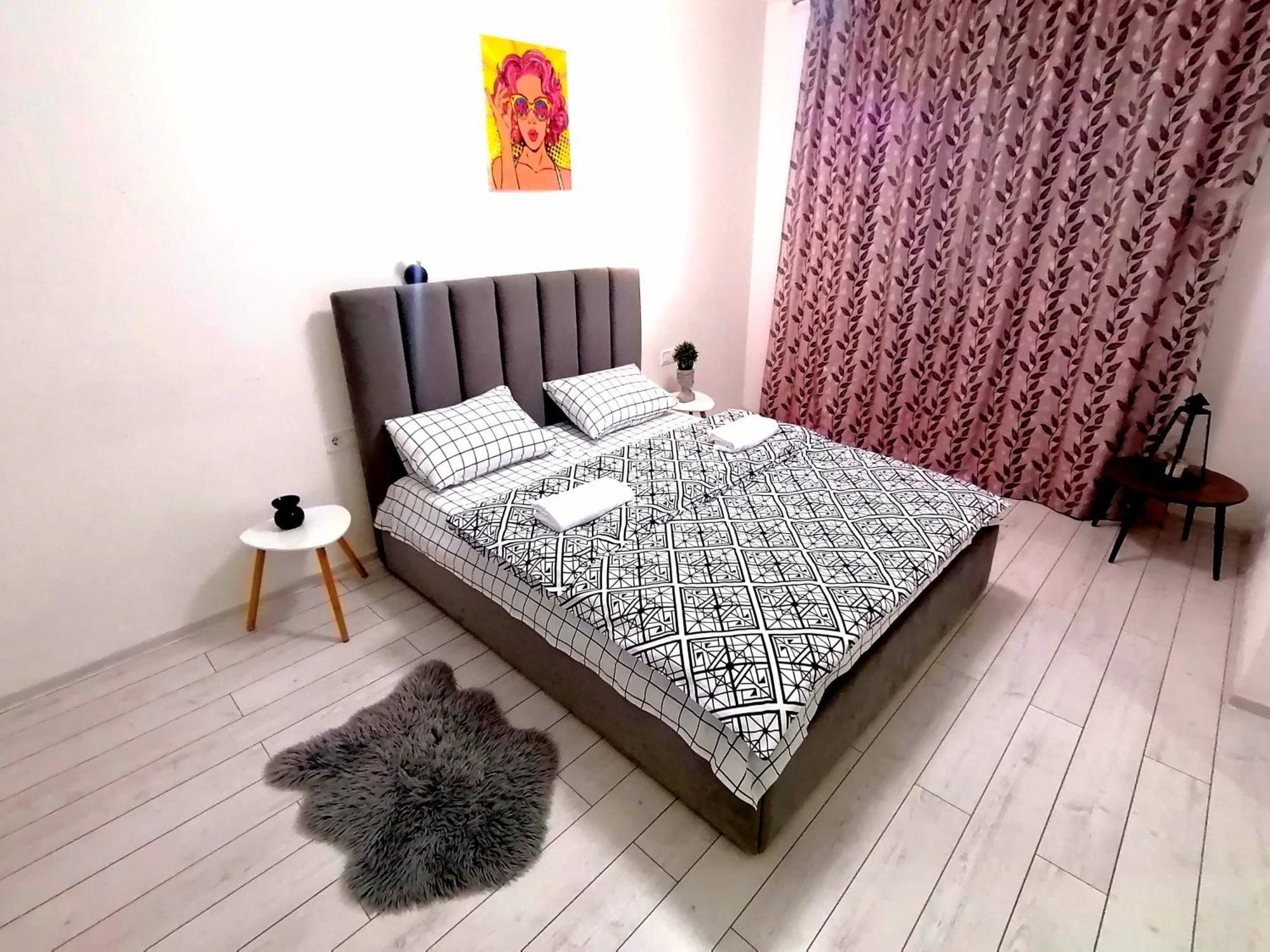 Новобудова Сам Центр Жк "Семицвіт" Apartment Lviv Exterior photo